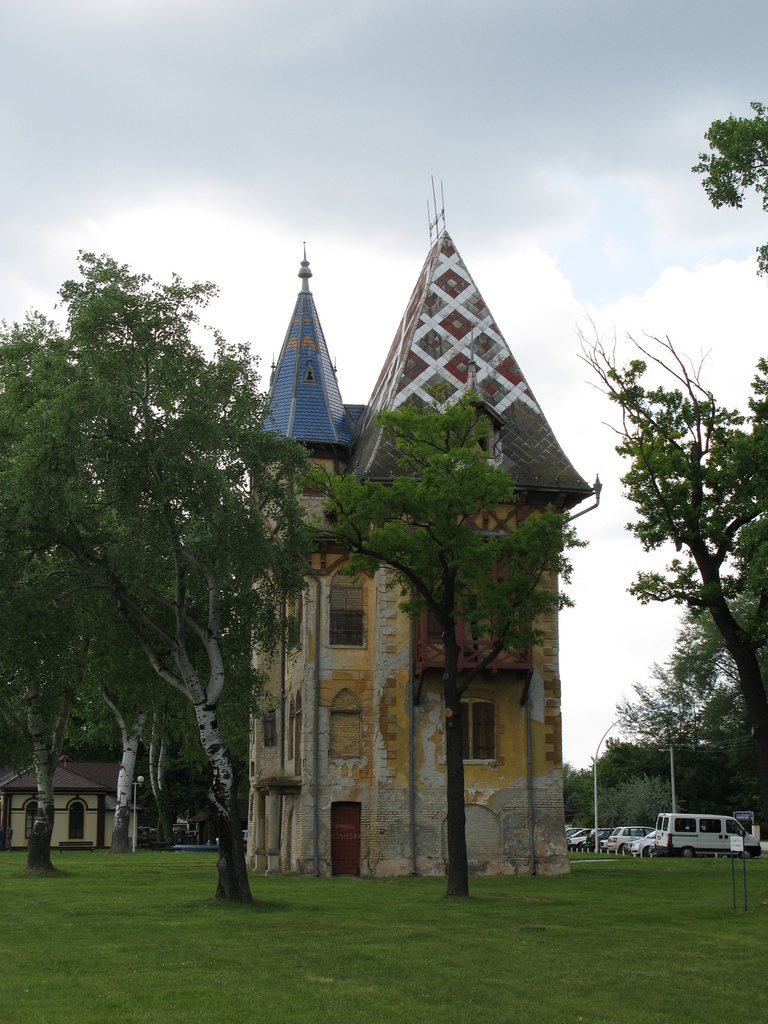 Main image