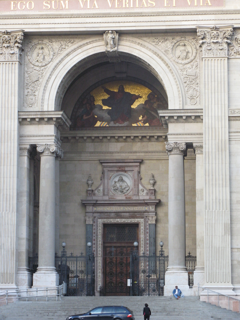 Main image